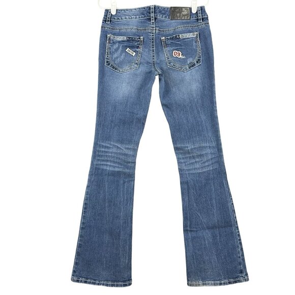 Ariya Jeans Womens Distressed Patch Studded Blue Jeans Size 7/8 Stretch Boot Cut - Picture 2 of 14